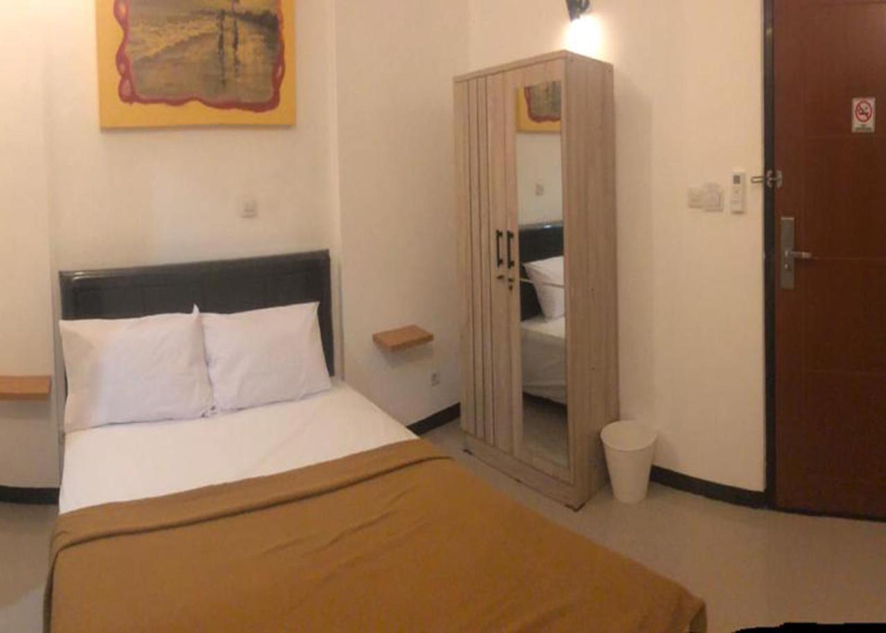 Feldo Hostel *